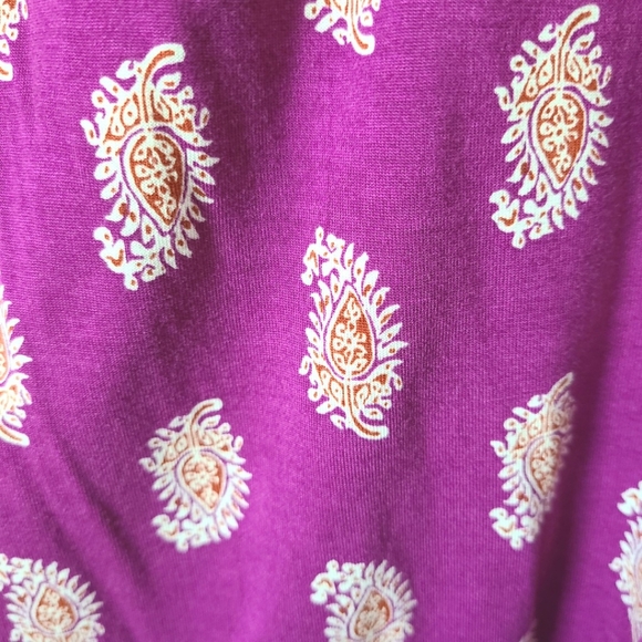 Old Navy Purple Paisley Print Off The Shoulder Shirt Size XXL - Picture 4 of 9